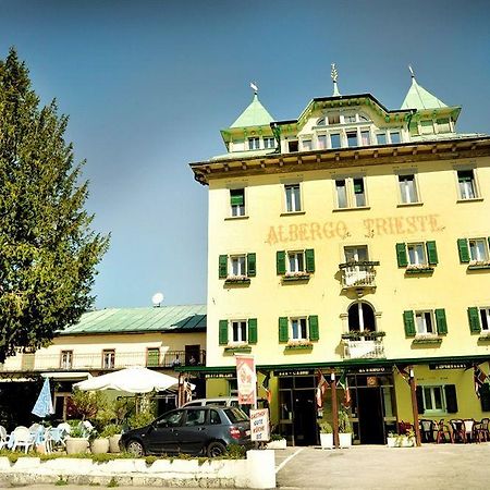 Albergo Trieste Lorenzago Di Cadore Exteriör bild