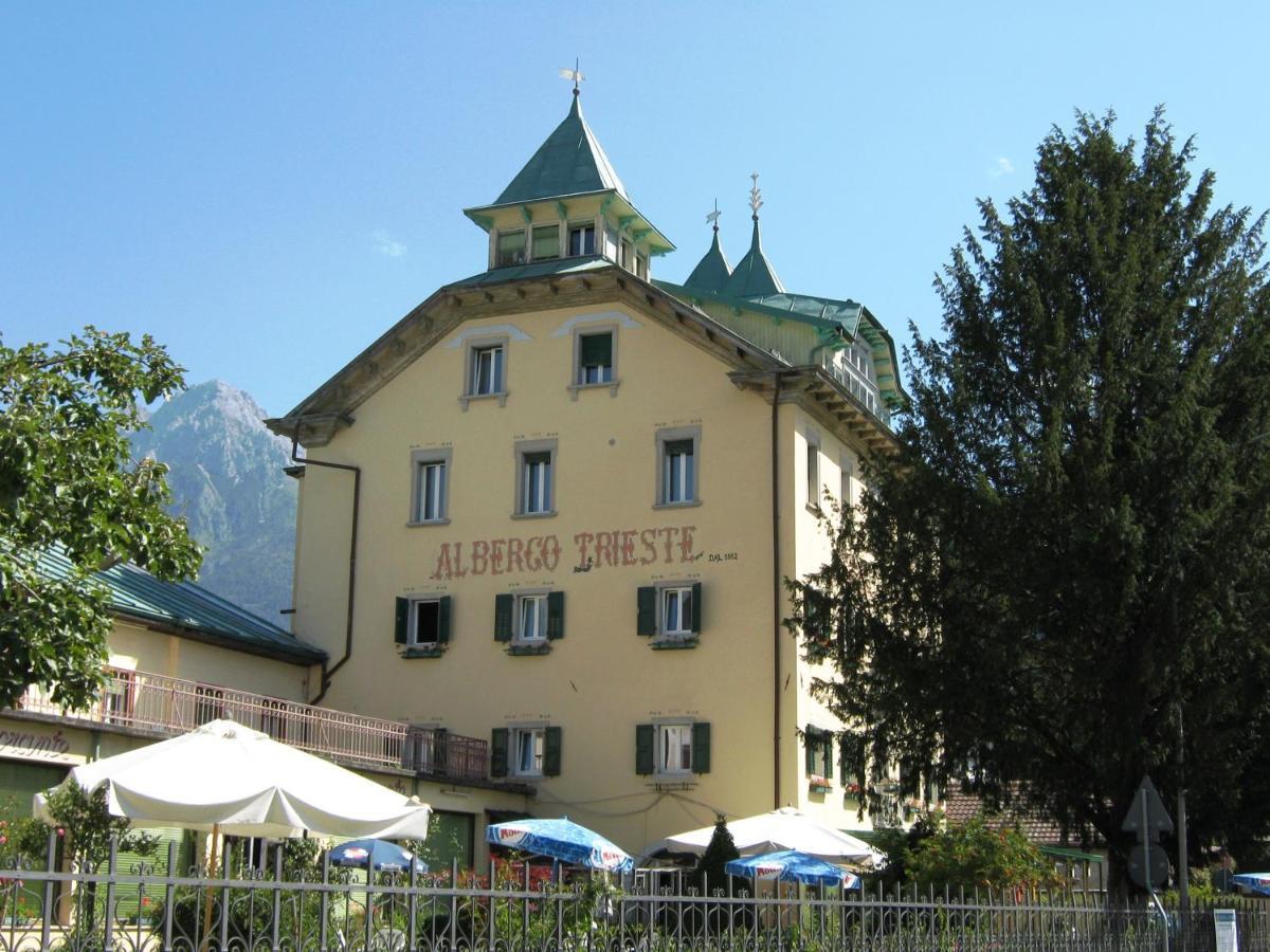 Albergo Trieste Lorenzago Di Cadore Exteriör bild