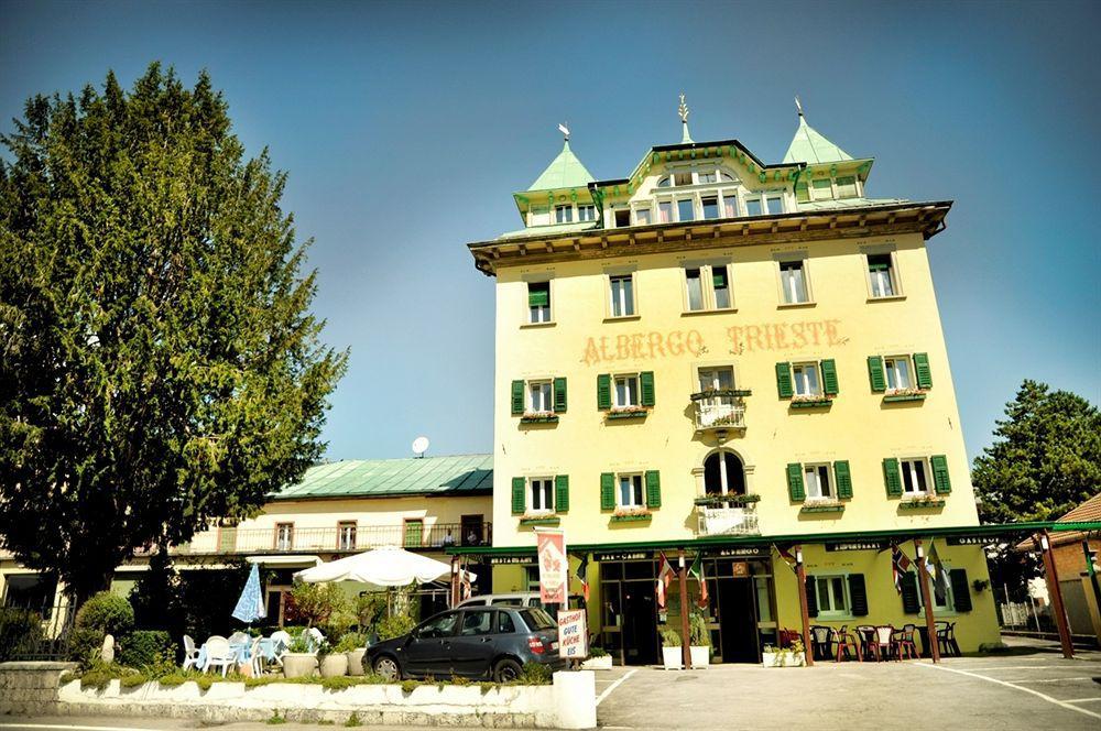 Albergo Trieste Lorenzago Di Cadore Exteriör bild