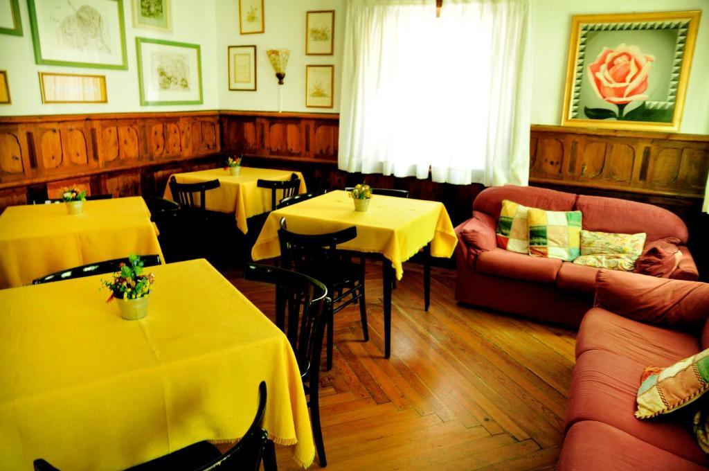 Albergo Trieste Lorenzago Di Cadore Rum bild
